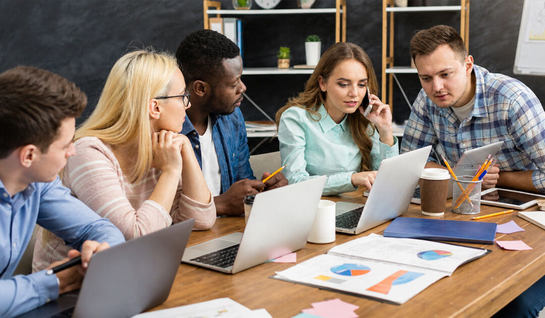 How Service Management Software Handles Peak Season Support