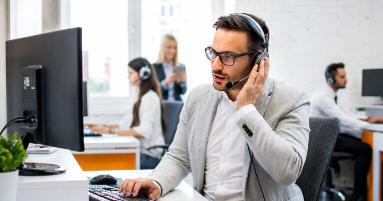 What Is Multi-Channel Customer Support? A Simple Guide For Modern Teams